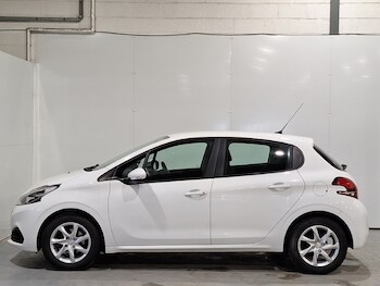 Used Peugeot 208 2016 for sale - 78317868: Photo