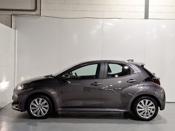 Used Toyota Yaris 2022 for sale - 76348461: Photo