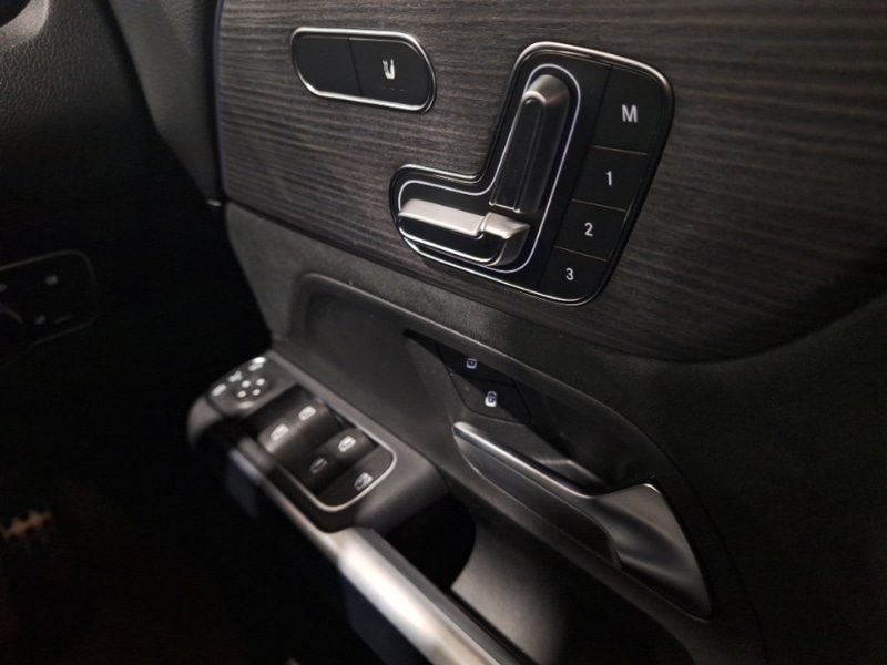 Used Mercedes-Benz EQB 2023 for sale - 76721733: Photo 19