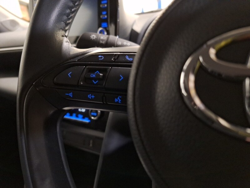 Used Toyota Yaris Cross 2022 for sale - 77816722: Photo 18