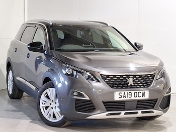 Used Peugeot 5008 2019 for sale - 77964037: Photo