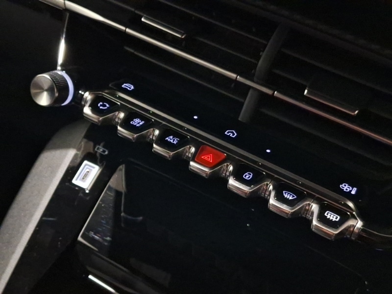 Used Peugeot 2008 2024 for sale - 77448559: Photo 15