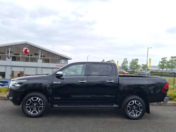 Used Toyota Hilux 2023 for sale - 74612899: Photo