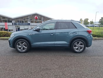 Used Volkswagen T-Roc 2024 for sale - 79700540: Photo
