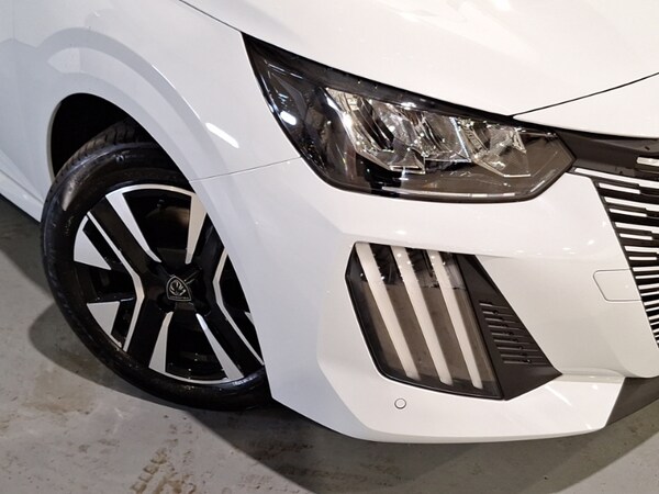 Used Peugeot 208 2025 for sale - 75270750: Photo 9
