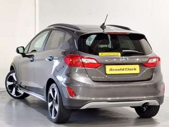 Used Ford Fiesta 2018 for sale - 75092232: Photo
