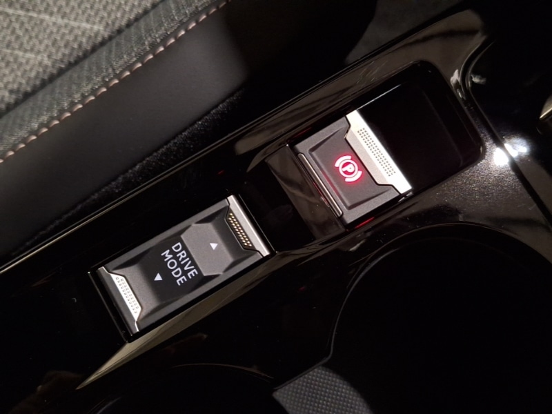 Used Peugeot 2008 2025 for sale - 76628832: Photo 14