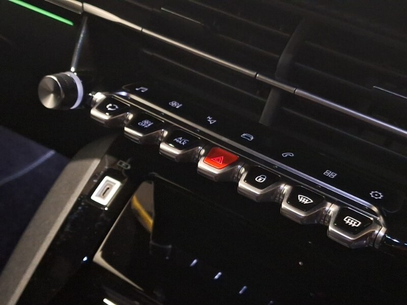 Used Peugeot 208 2023 for sale - 77721896: Photo 15