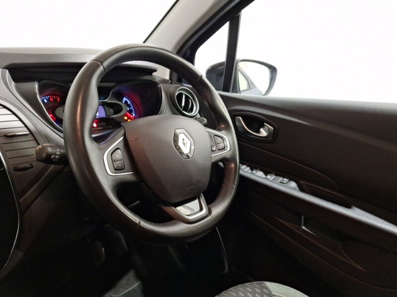 Used Renault Captur 2018 for sale - 77852241: Photo 10