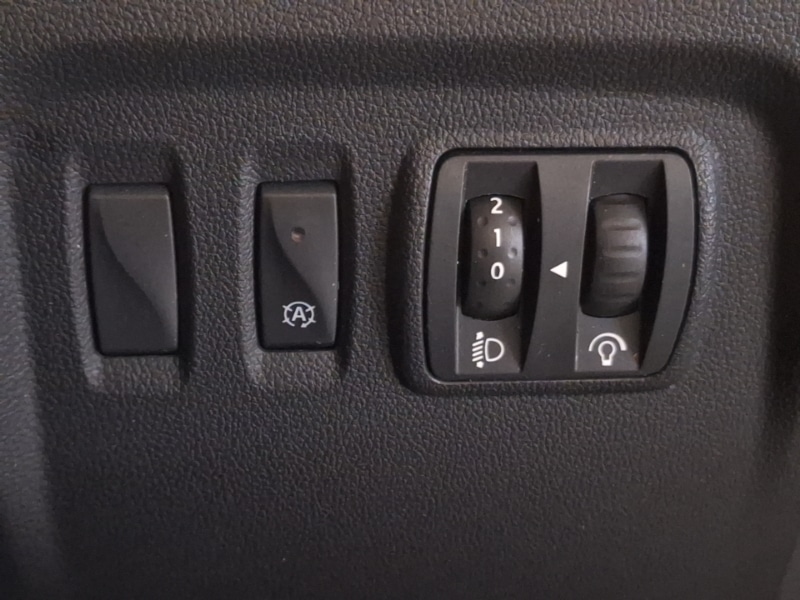 Used Renault Captur 2018 for sale - 77852241: Photo 14