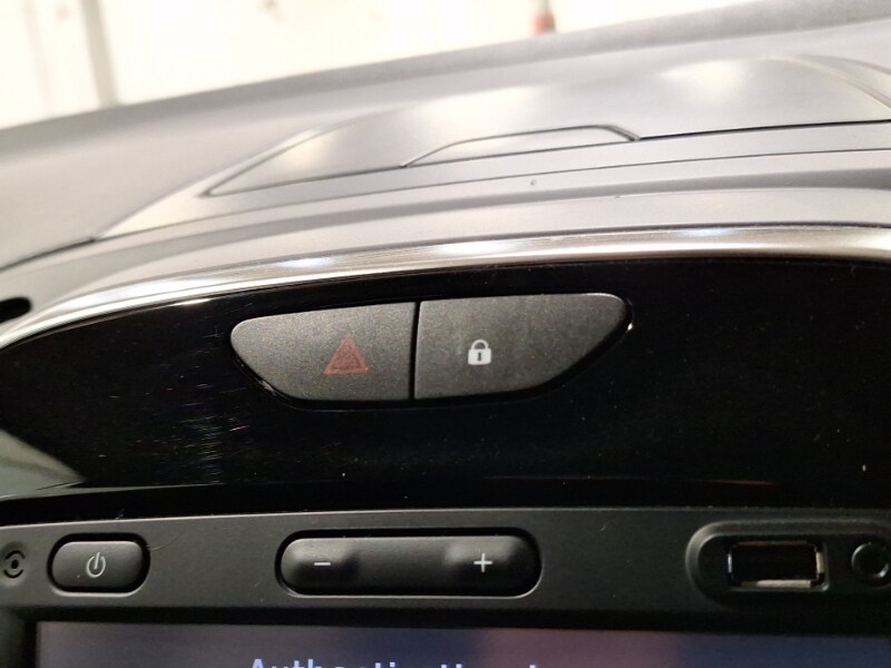 Used Renault Captur 2018 for sale - 77852241: Photo 16