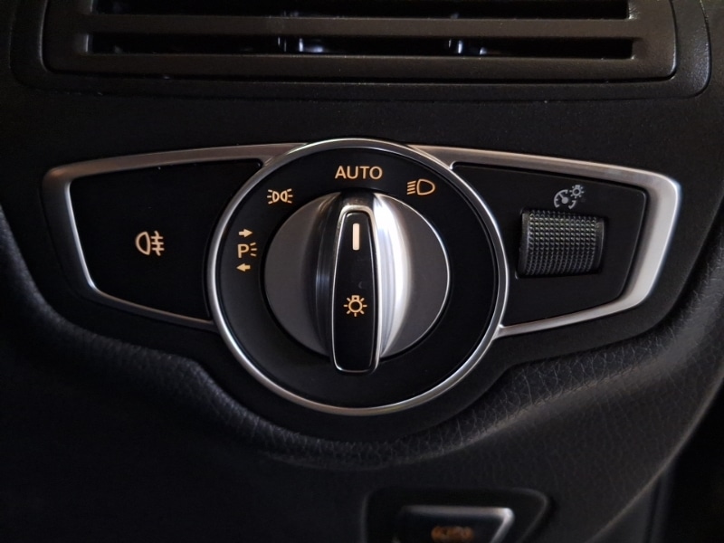 Used Mercedes-Benz GLC 2019 for sale - 76116583: Photo 17