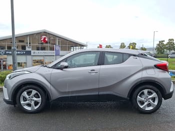Used Toyota C-HR 2018 for sale - 79737161: Photo