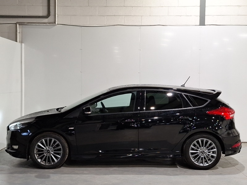 Used Ford Focus 2018 for sale - 77169162: Photo 4