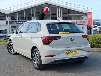 Used Volkswagen Polo 2024 for sale - 79492841: Photo