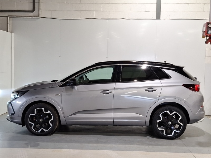 Used Vauxhall Grandland 2022 for sale - 76602247: Photo 4