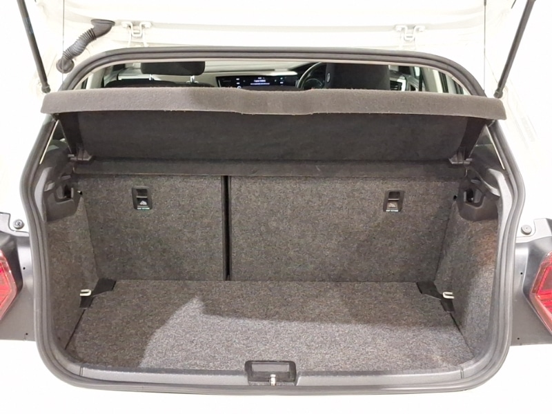 Used Volkswagen Polo 2019 for sale - 76471641: Photo 8