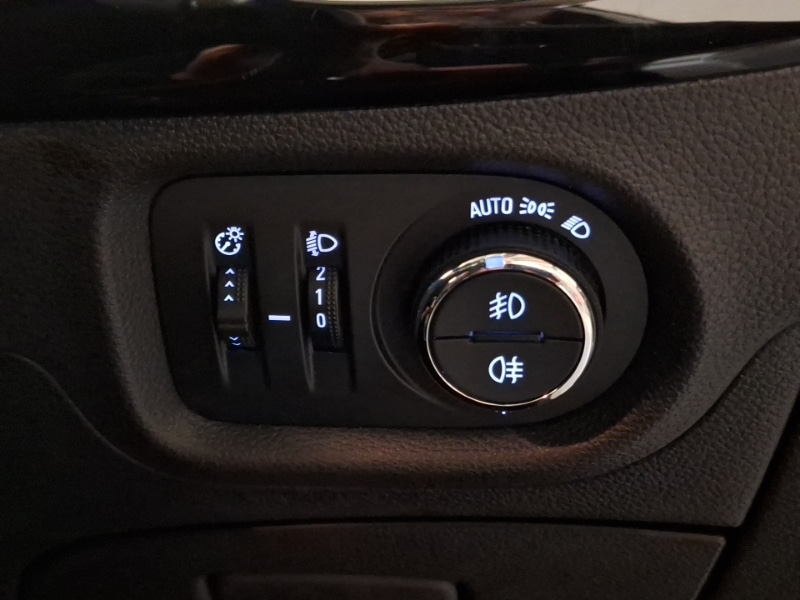 Used Vauxhall Astra 2018 for sale - 77318782: Photo 17