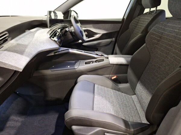 Used Peugeot 5008 2025 for sale - 76246408: Photo 5