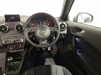 Used Audi A1 2017 for sale - 77610969: Photo