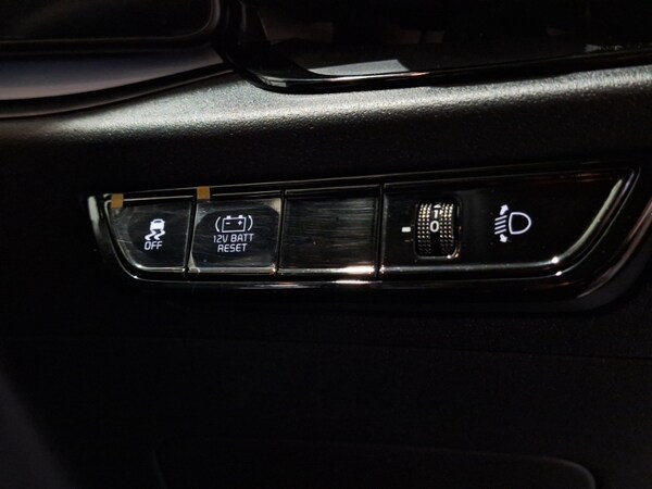 Used Kia Niro 2023 for sale - 76289560: Photo 18