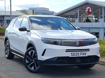 2025 - 1.2 Hybrid [136] Ultimate 5dr e-DCT6 [Pan Roof]