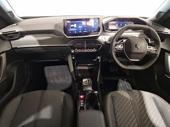 Used Peugeot 2008 2025 for sale - 76521412: Photo