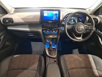Used Toyota Yaris Cross 2022 for sale - 75917354: Photo