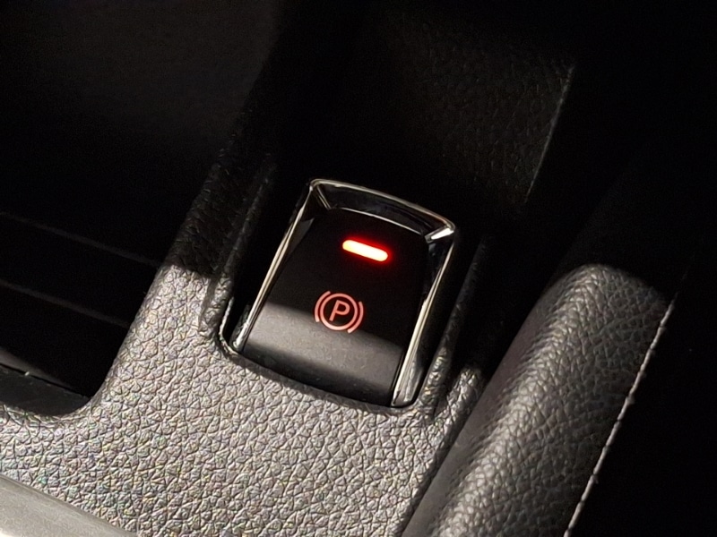 Used Nissan Qashqai 2014 for sale - 77418709: Photo 14