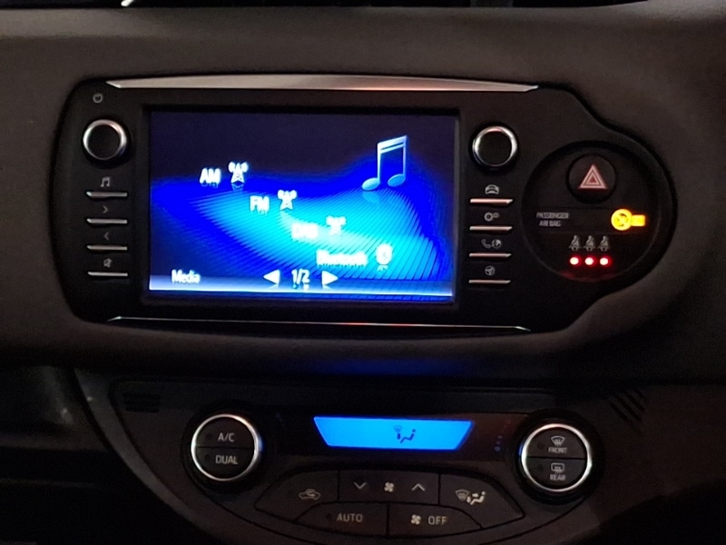 Used Toyota Yaris 2018 for sale - 77694810: Photo 11