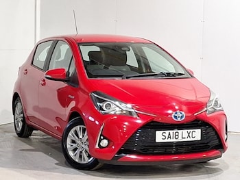 Used Toyota Yaris 2018 for sale - 77694810: Photo