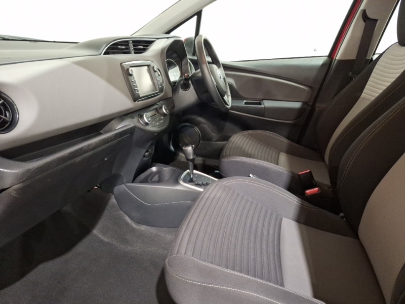 Used Toyota Yaris 2018 for sale - 77694810: Photo 5