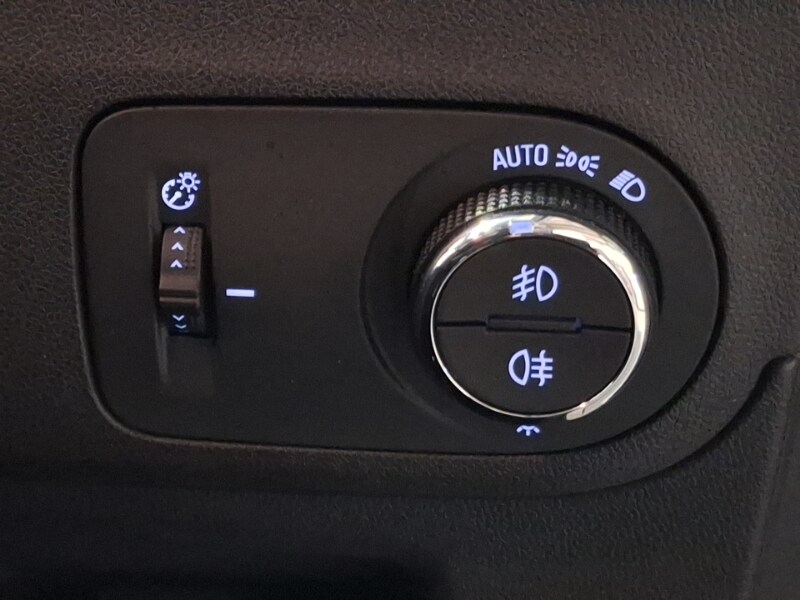 Used Vauxhall Crossland 2023 for sale - 77818293: Photo 16