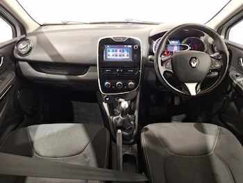 Used Renault Clio 2016 for sale - 78312303: Photo