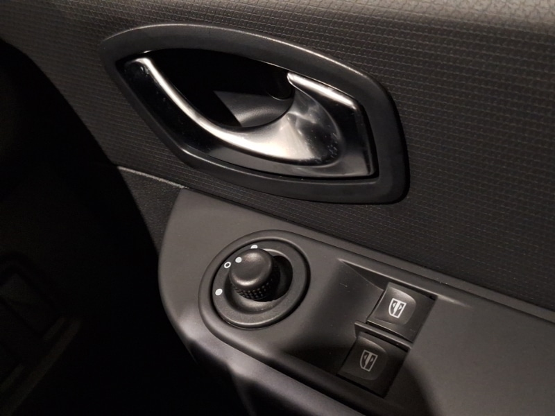 Used Renault Clio 2016 for sale - 78032870: Photo 19