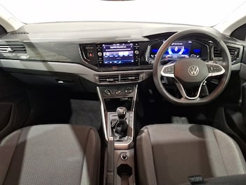 Used Volkswagen Polo 2024 for sale - 75395396: Photo