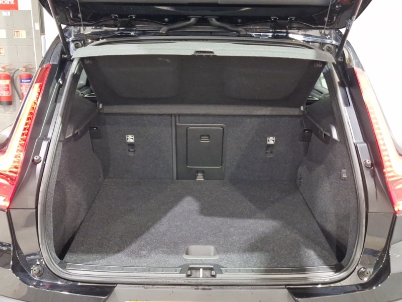 Used Volvo XC40 2022 for sale - 78164223: Photo 8