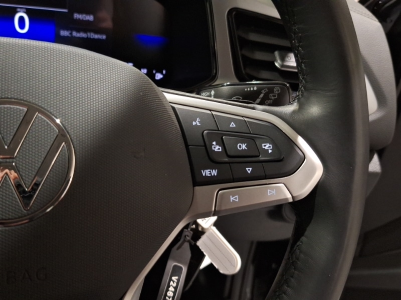 Used Volkswagen T-Roc 2024 for sale - 76885517: Photo 17