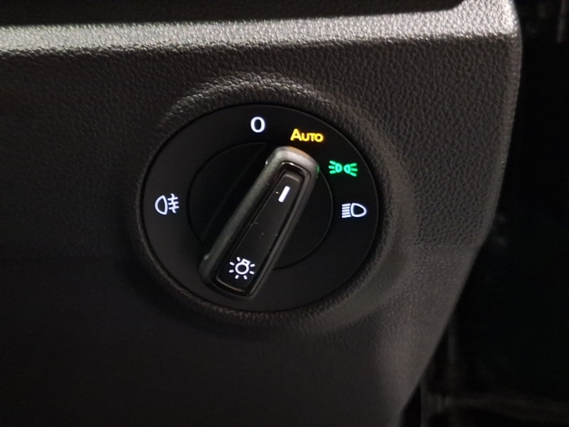 Used Volkswagen T-Roc 2024 for sale - 76885517: Photo 18