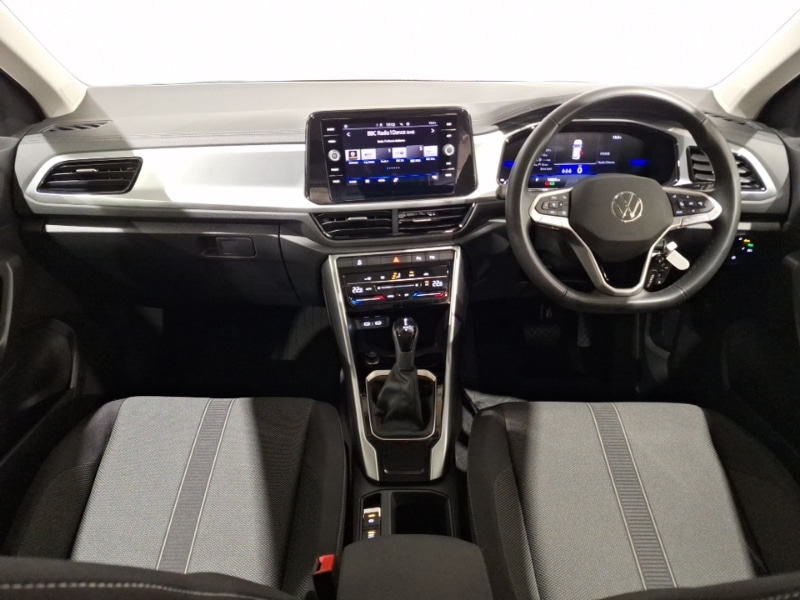 Used Volkswagen T-Roc 2024 for sale - 76885517: Photo 2