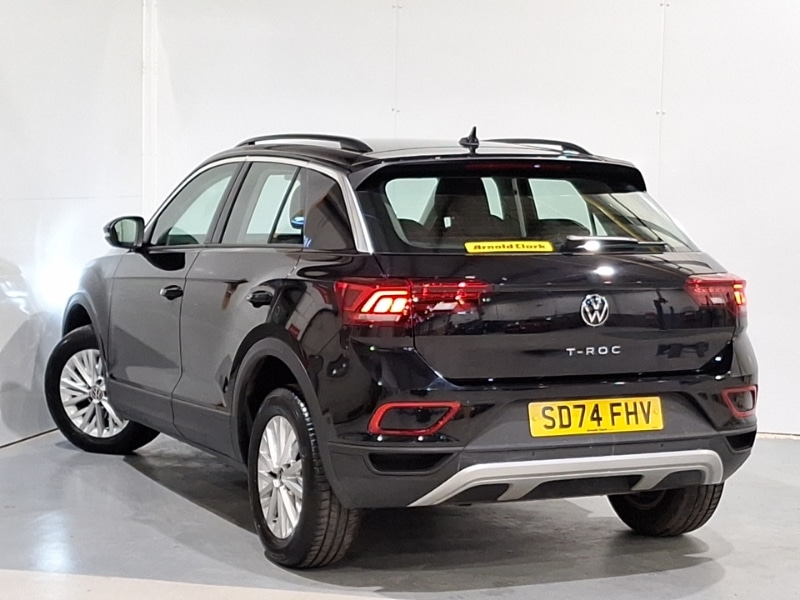 Used Volkswagen T-Roc 2024 for sale - 76885517: Photo 3