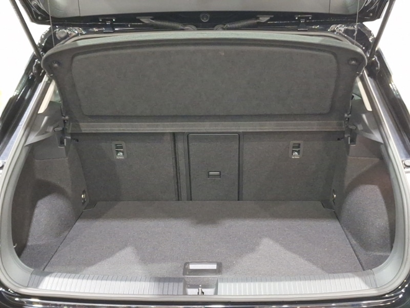 Used Volkswagen T-Roc 2024 for sale - 76885517: Photo 8