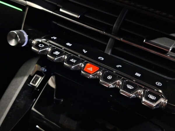 Used Peugeot 2008 2022 for sale - 76321250: Photo 16