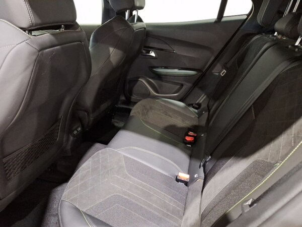 Used Peugeot 2008 2022 for sale - 76321250: Photo 6