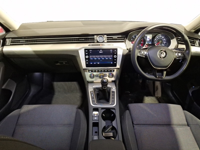 Used Volkswagen Passat 2018 for sale - 77169160: Photo 2