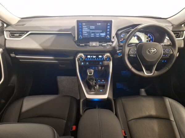 Used Toyota RAV4 2022 for sale - 76062964: Photo 2