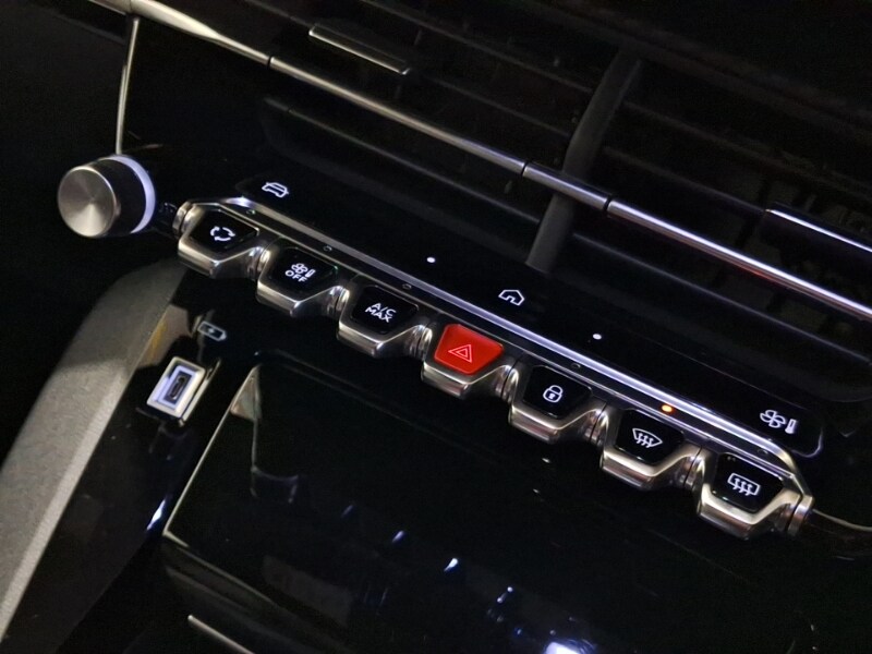 Used Peugeot 2008 2024 for sale - 77721879: Photo 15