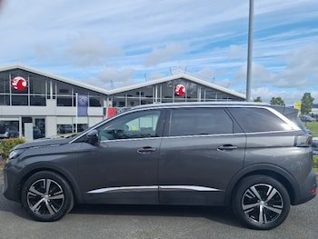 Used Peugeot 5008 2023 for sale - 79505804: Photo