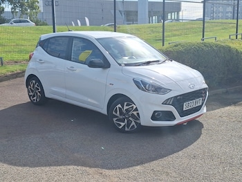 Used Hyundai i10 2023 for sale - 79501441: Photo