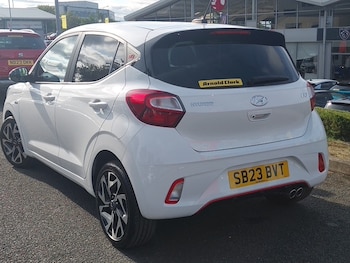 Used Hyundai i10 2023 for sale - 79501441: Photo